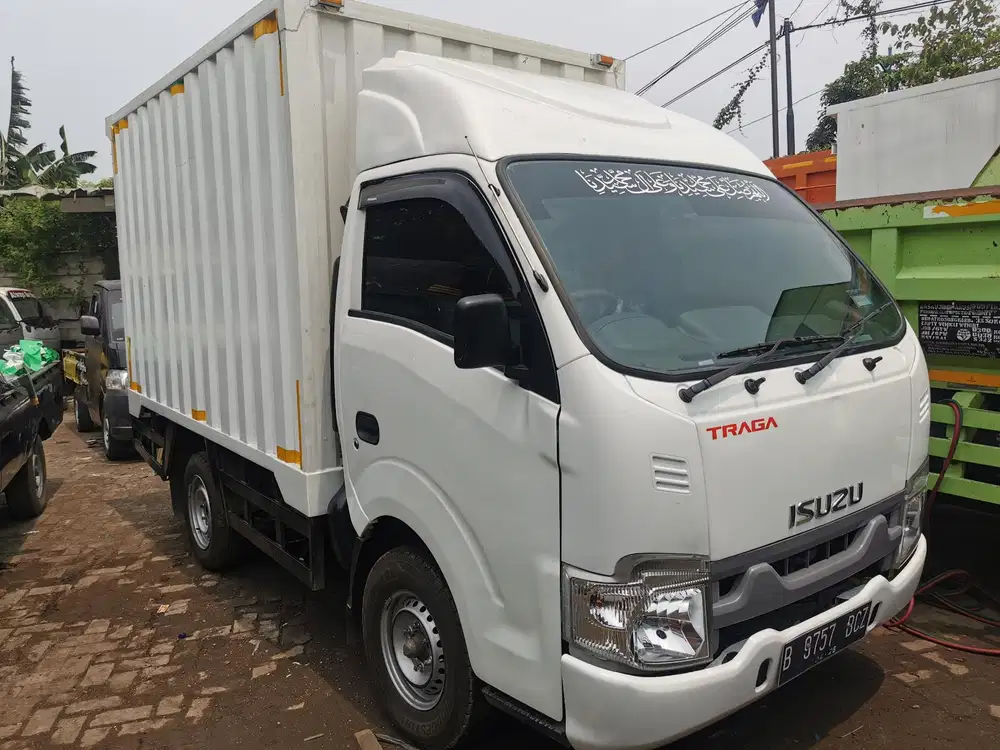 Isuzu traga 2500 cc diesel bok besi tahun 2022