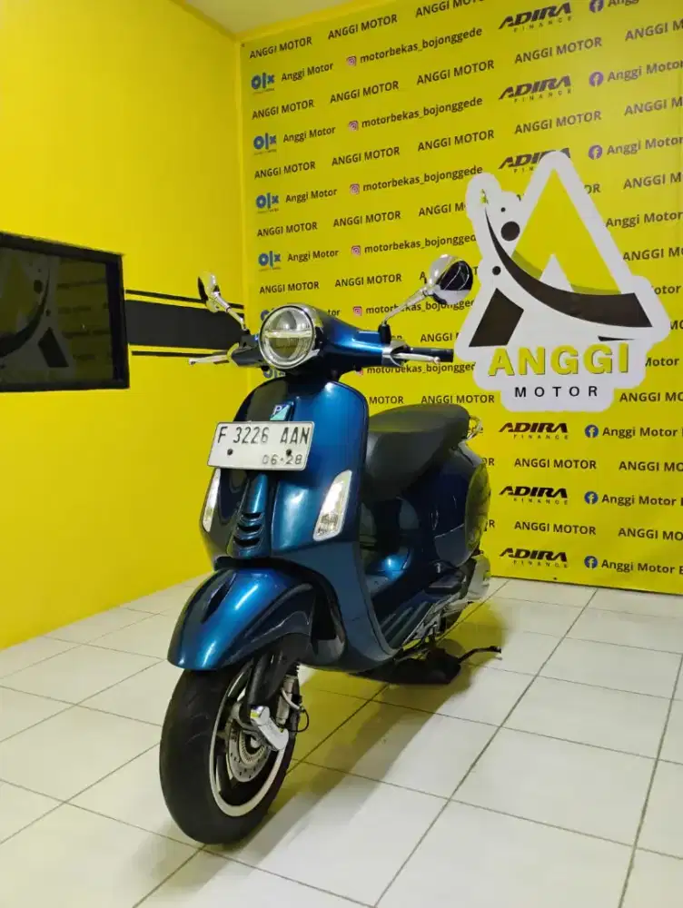 Vespa Primavera s 150 abs tahun 2023