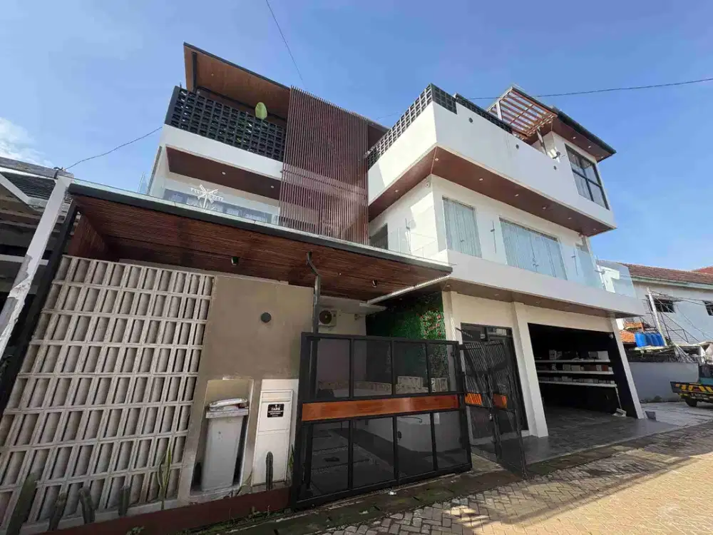 DIJUAL RUMAH PREMIUM FULL FURNISHED DI TAPOS DEPOK – PRIVATE POOL, ROOFTOP & KARAOKE