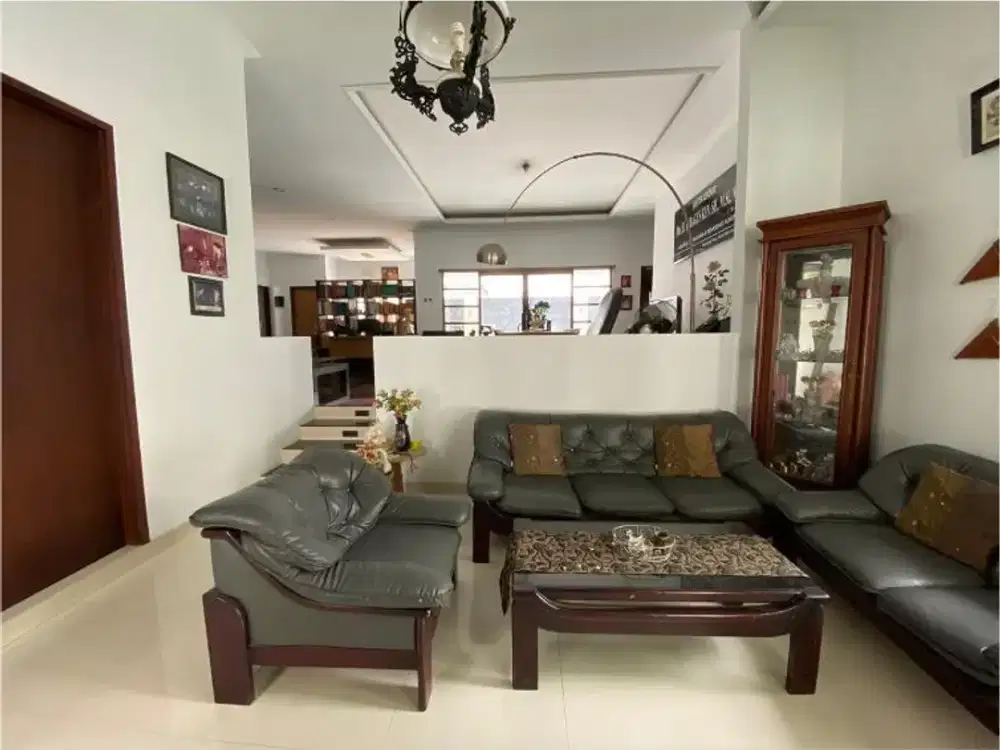 Dijual Rumah Bagus Nyaman Siap Hunilokasi Strategis di Sayap Burangrang Bandung