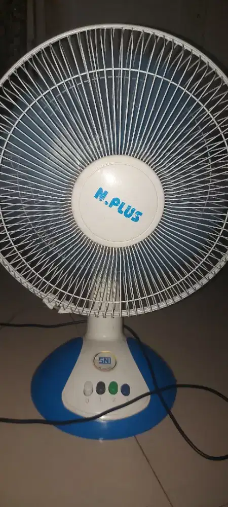 Kipas angin meja merk N.Plus