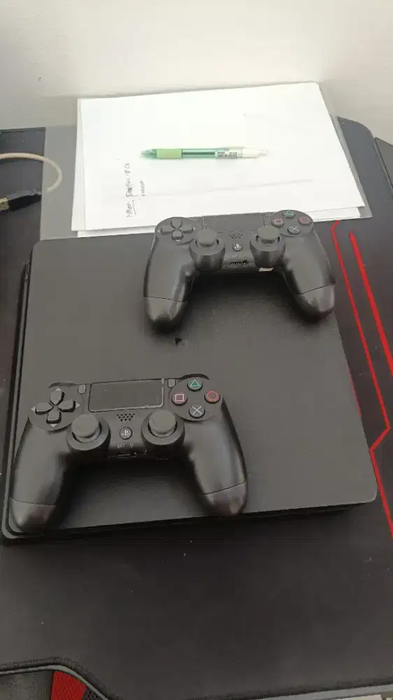 Dijual cepat PS 4