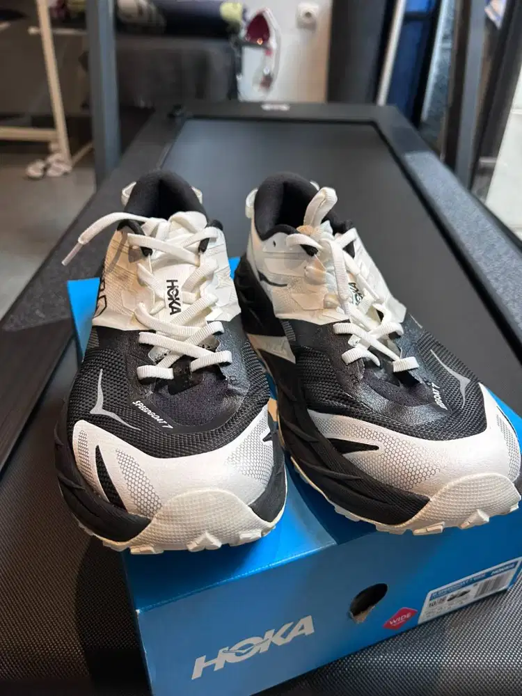 Jual Sepatu Trail Run HOKA Speedgoat 7 (1x pakai @ 14 km)
