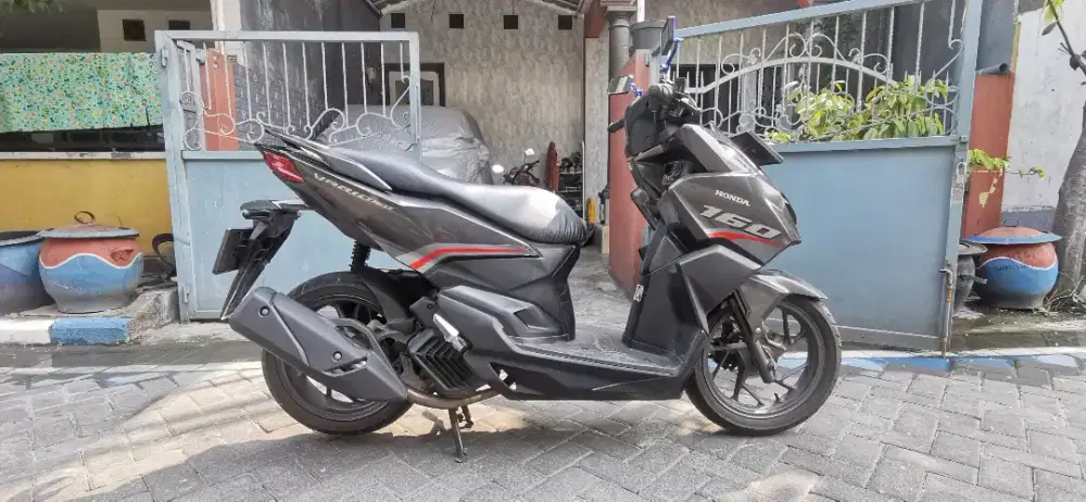 Honda Vario 160 CBS tahun 2023 terawat