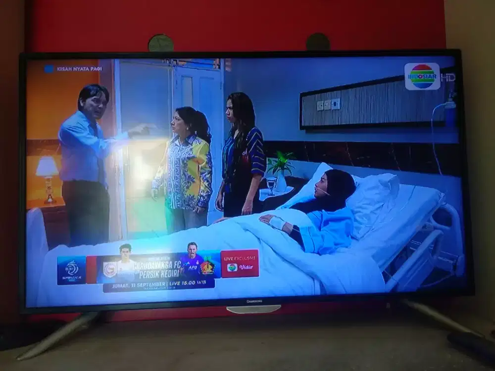 Di jual butuh tv Changhong 40 inci analog
