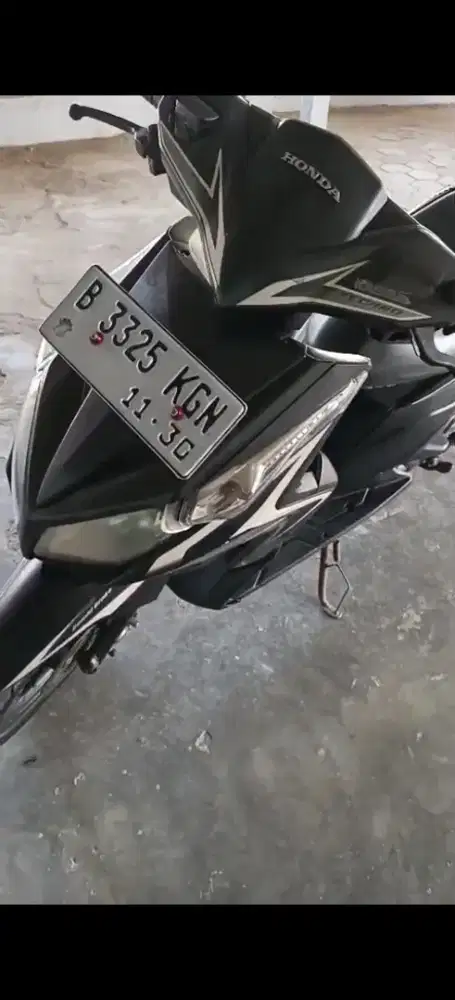 Vario techno tahun 2010 plat B Jakarta