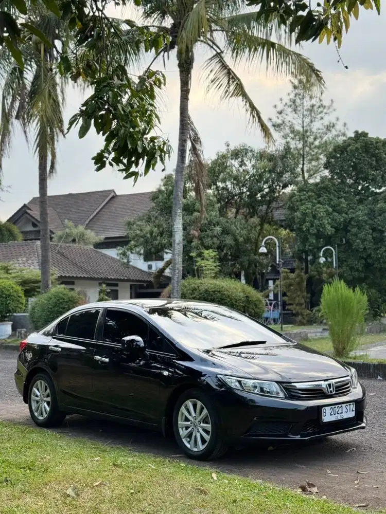 Honda Civic FB 2013 AT 1.8 matic mulus