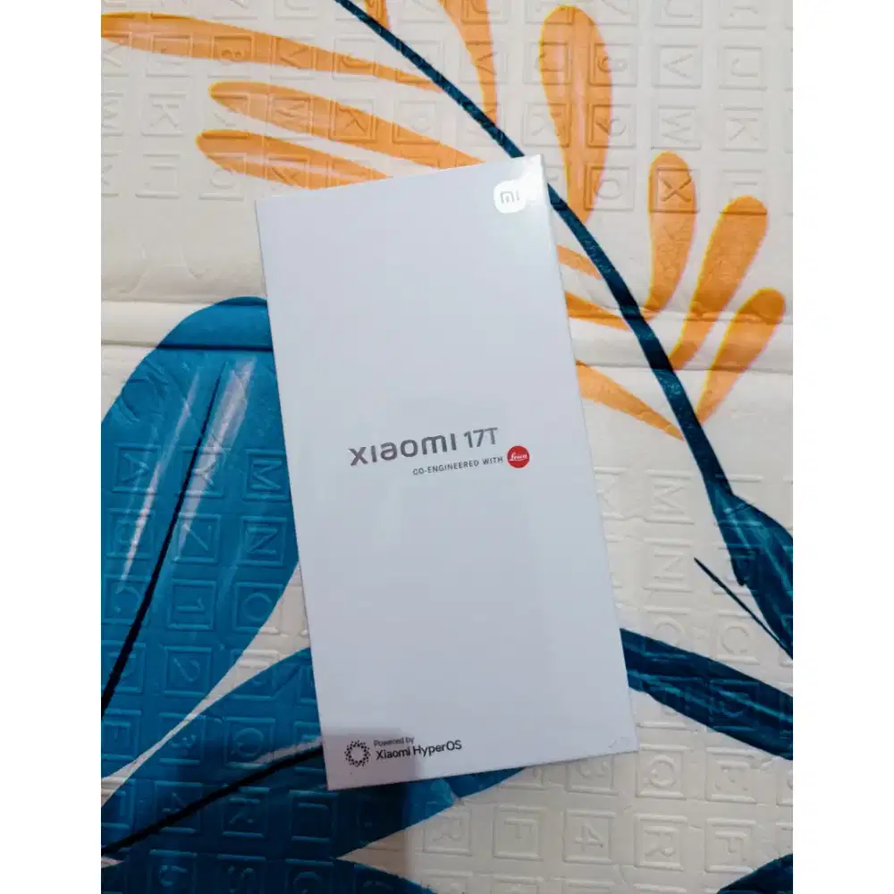 XIAOMI 17T Opal White 12/256 BNIB. Segel No Repack