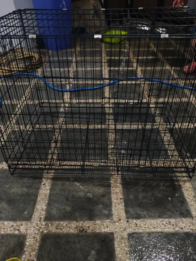 Kandang Besi + Tray Untuk Kucing / Anjing
