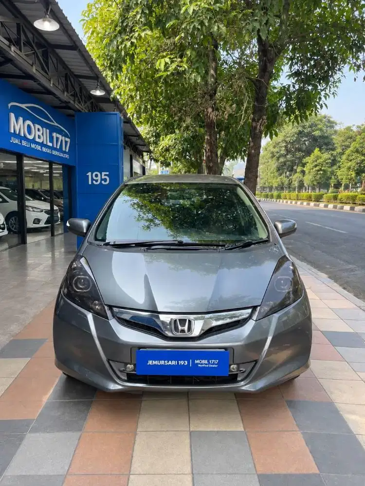 HONDA 2014 JAZZ S 1.5 MT ABU2
JL.RAYA JEMURSARI MOBIL 1717