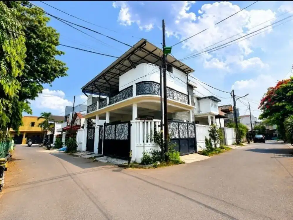 Rumah Hook 2 Lantai Taman Buaran Indah Duren Sawit LT 192m² SHM
