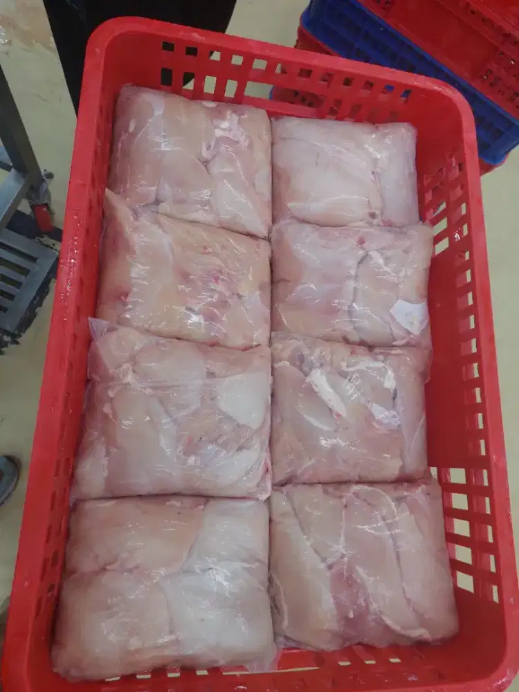 Ayam Dada Bonles