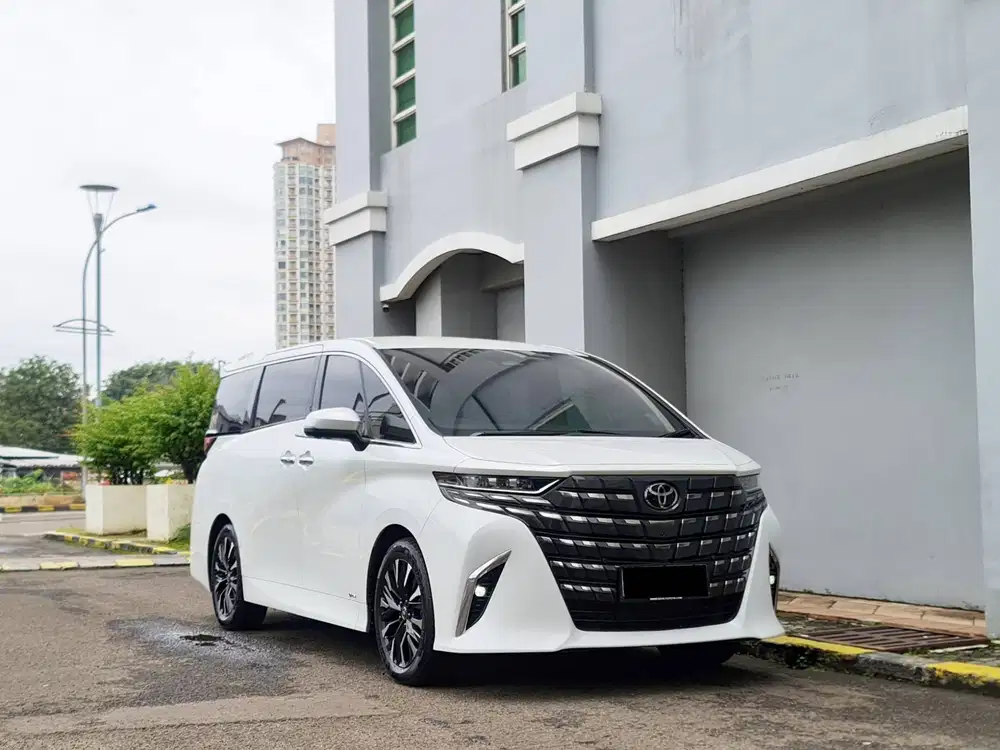 Toyota Alphard Hybrid