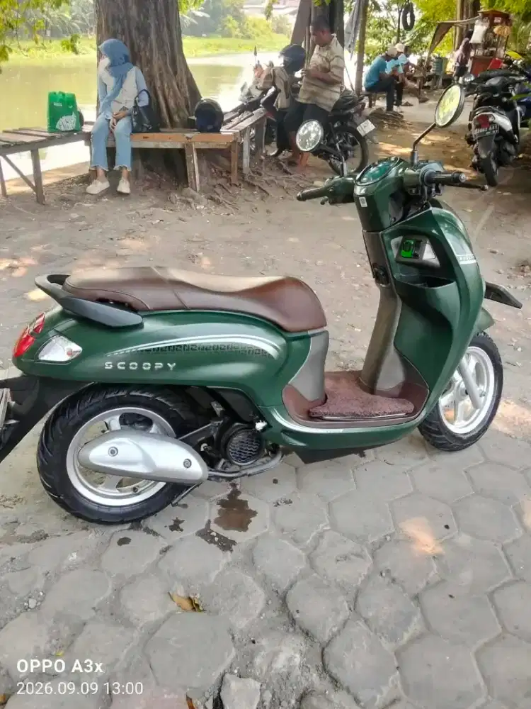 Scoopy ABS 2024