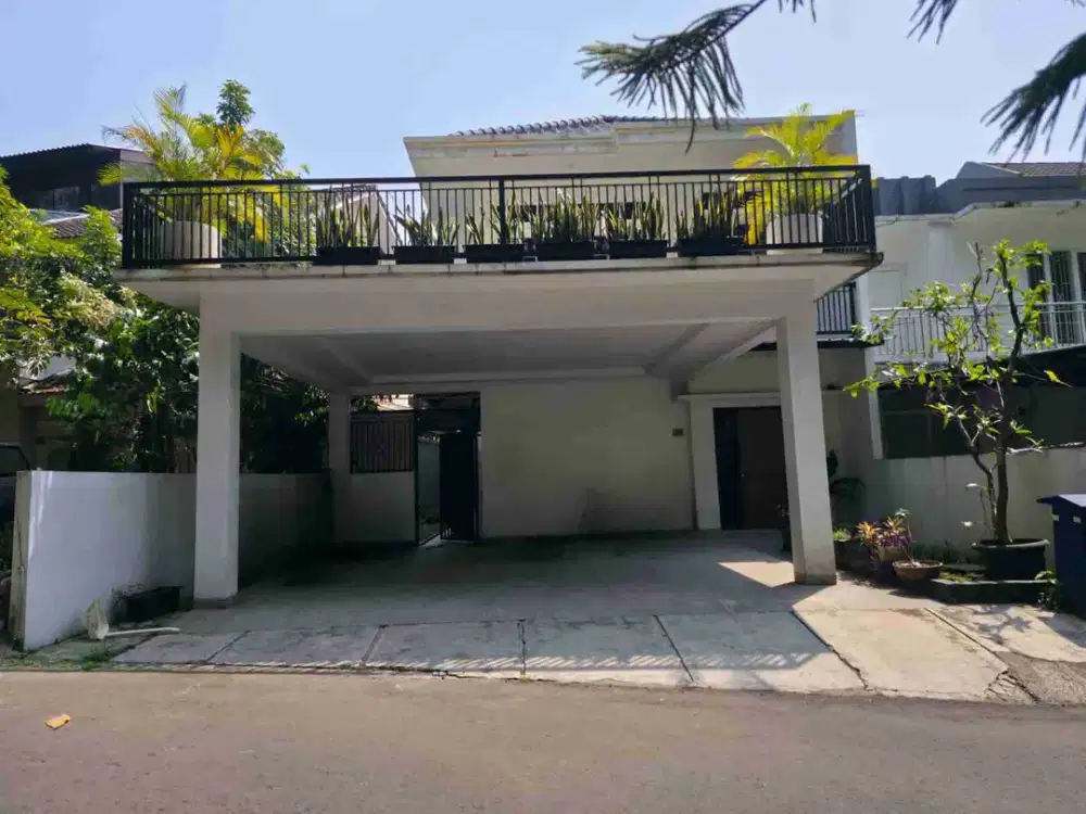 DIJUAL RUMAH MEWAH Nan CANTIK di SENTUL CITY, BOGOR, JAWA BARAT.