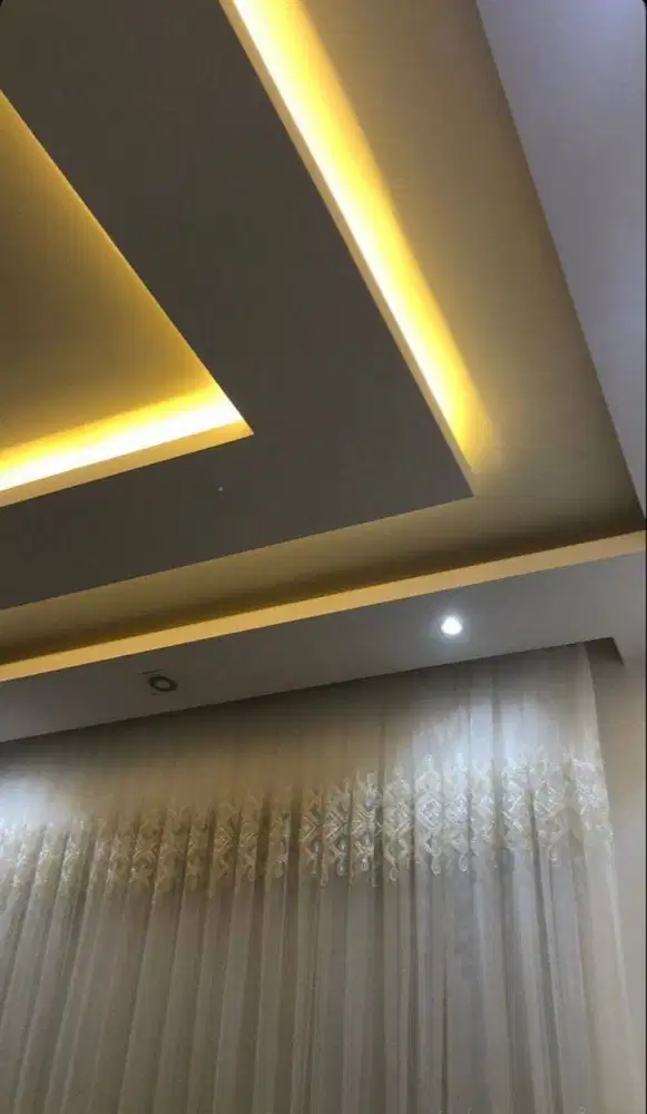 Wall Moulding Sekat Plafon Partisi PVC GRC Gypsum Jasa Tukang Pasang
