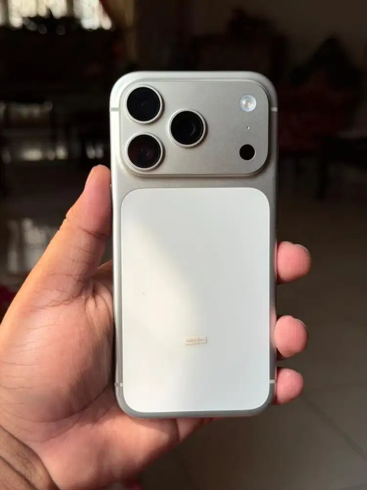 iPhone 17 Pro 256gb iBox Silver belum 1 bulan