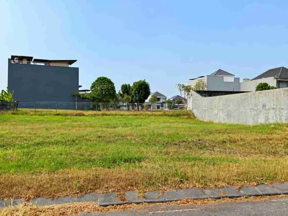 dijual kavling tanah di raya waterfront Citraland Surabaya barat