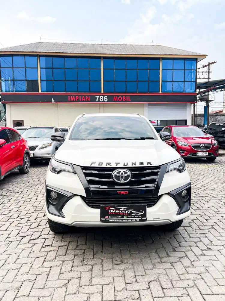Toyota Fortuner VRZ TRD AT 2019 pajero sport 2020 dakar 2018 gr 2021