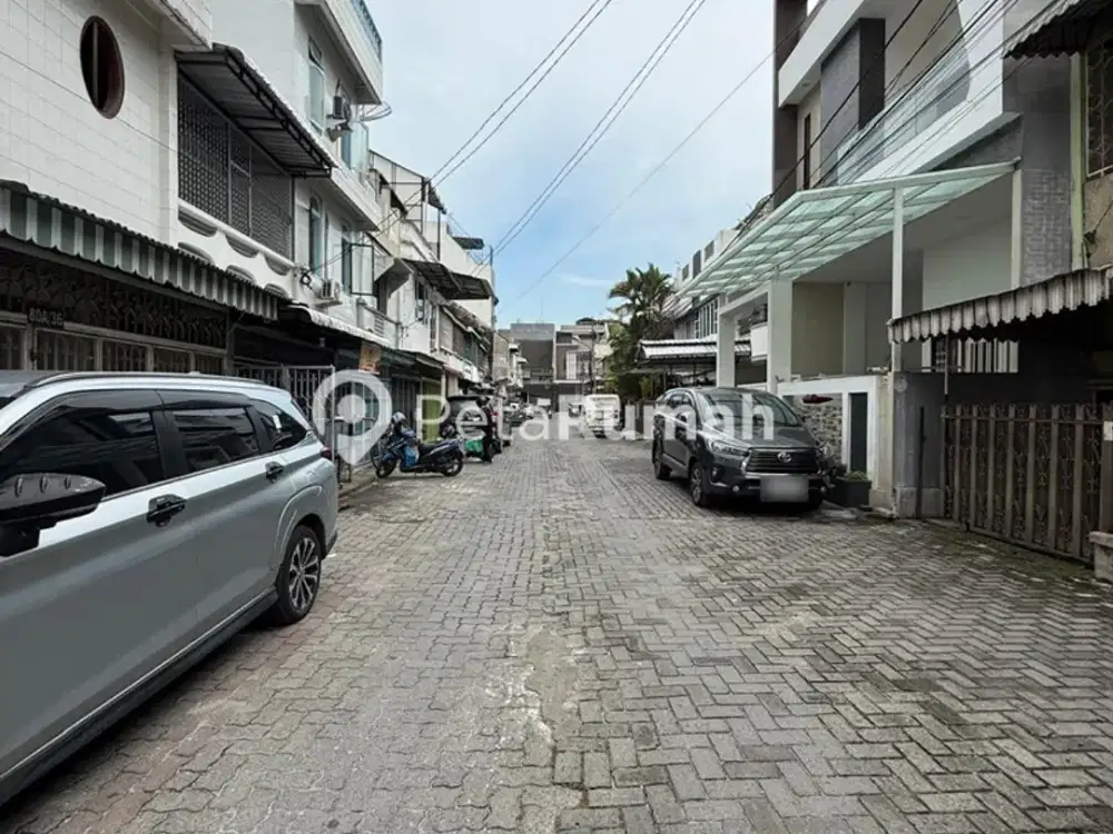 DIJUAL RUMAH JALAN TIMOR BARU KOMPLEK TIMOR BARU I - MEDAN TIMUR (indra & andy)