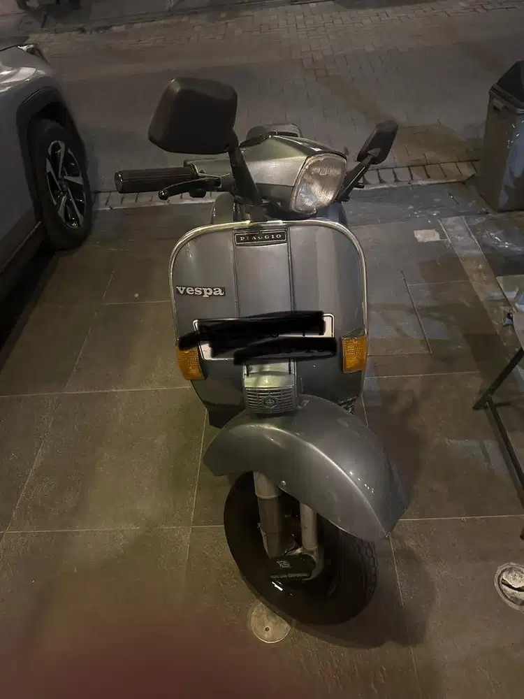 Dijual vespa exclusif tahun 2000