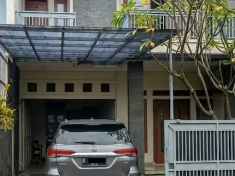 Dijual Rumah bagus siap huni Turangga
