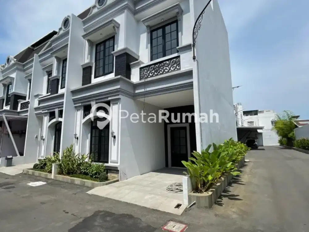 DIJUAL VILLA JALAN BAKTI LUHUR KOMPLEK THE MARIVOTT - DAERAH HELVETIA (willis & irwandi)