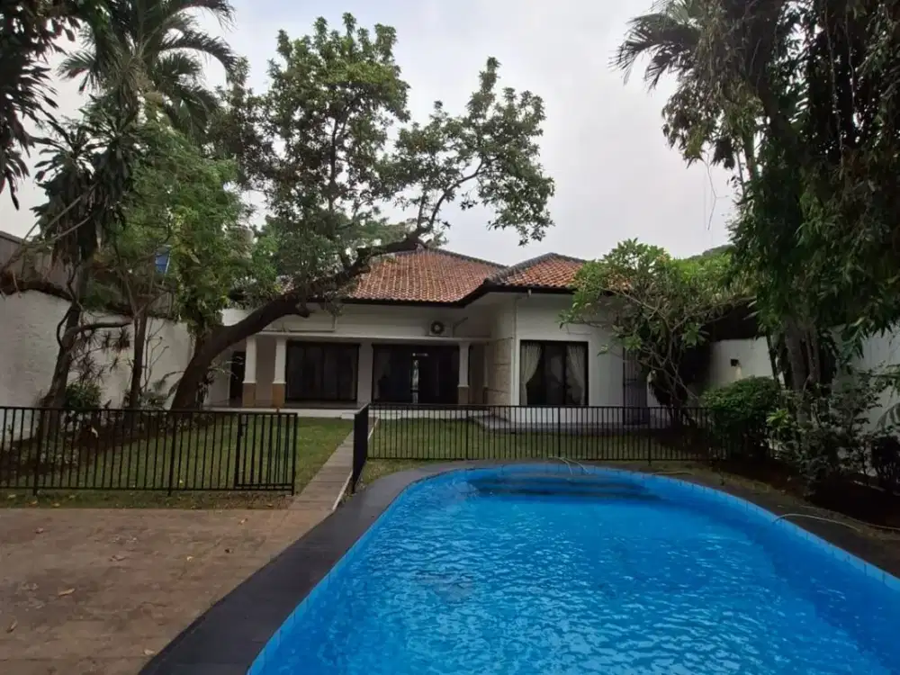 For Rent - House With Pool In Kemang Dalam. Near Hero Kemang