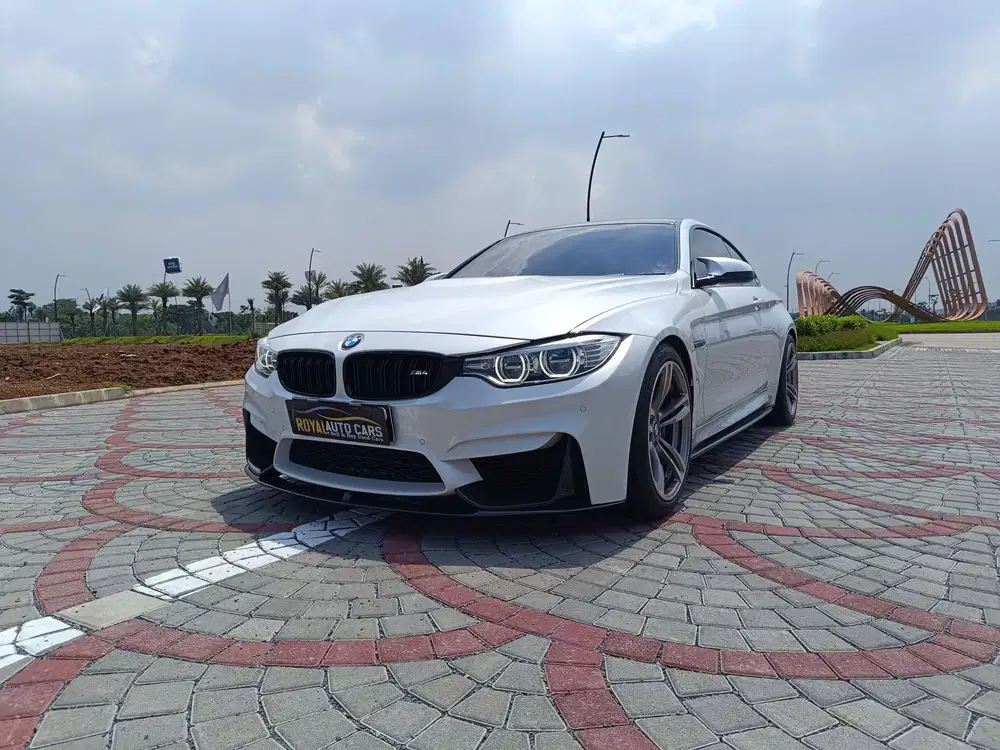 JAMINAN BEBAS TABRAK BANJIR! BMW M4 3.0 Coupe AT 2014 SIAP PAKAI