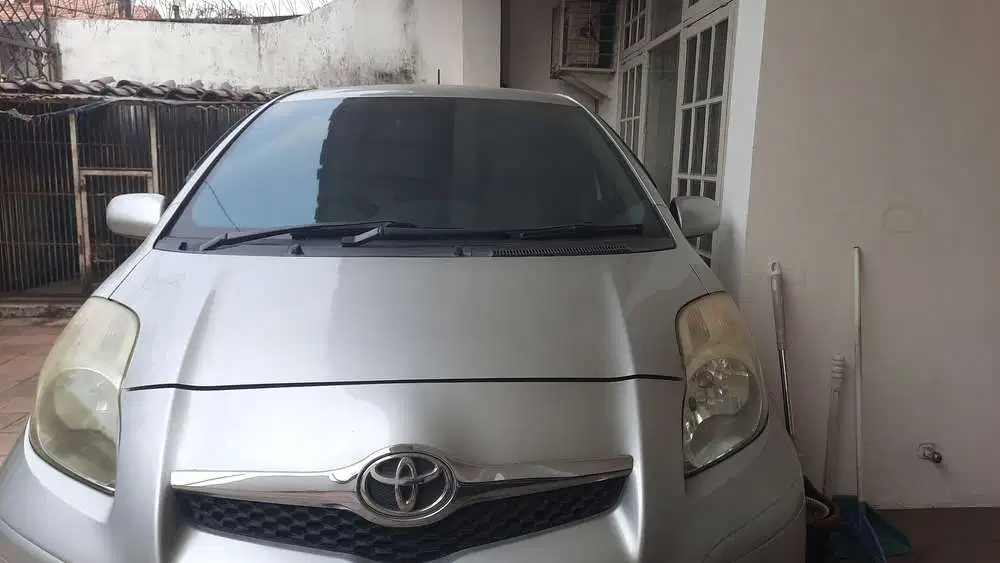 Toyota Yaris 2010 Bensin