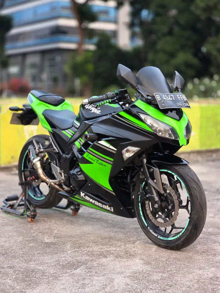 Kawasaki Ninja 250 FI SE With AR