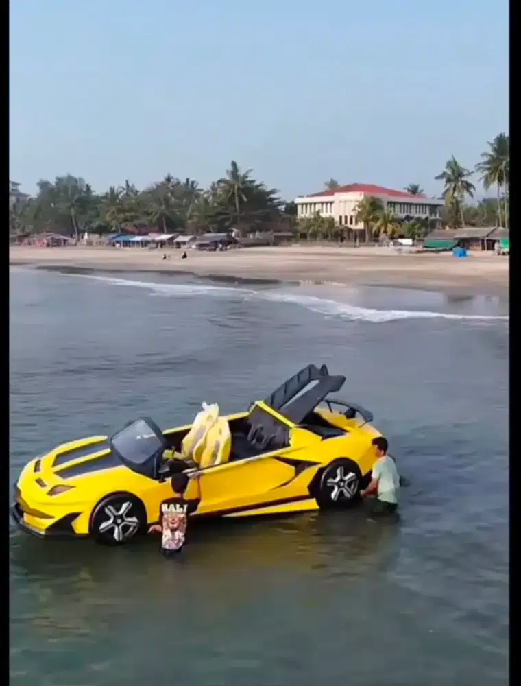 Jetcar car boat  jet car  New 6 orang