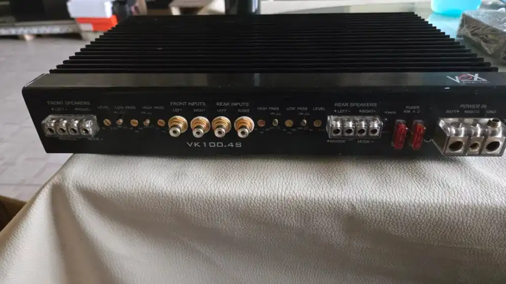 Audio mobil beserta pritilannya