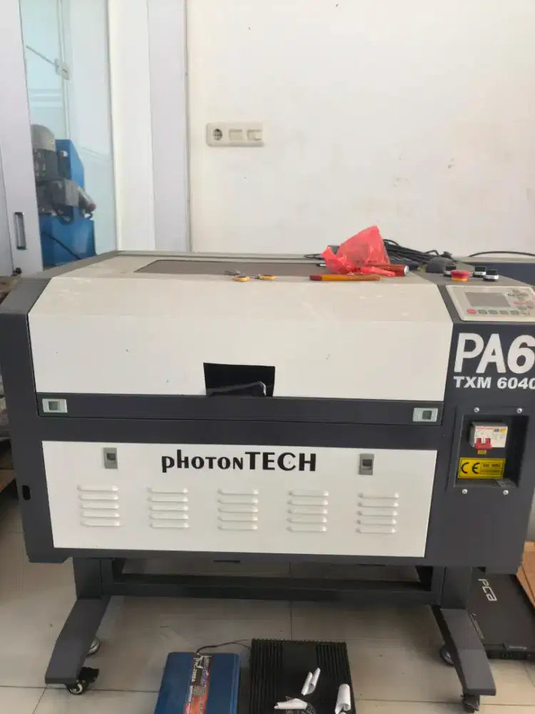 DIBUTUHKAN OPERATOR LASER CUTTING + DESIGNER