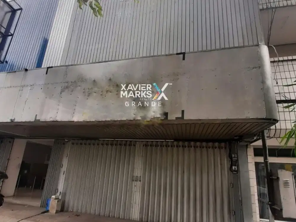 Disewakan Ruko 2 Lantai Bekas Kantor di Tengah Kota Malang
