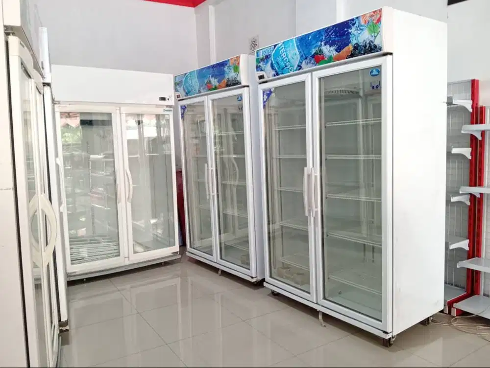 Showcase 2 pintu murah