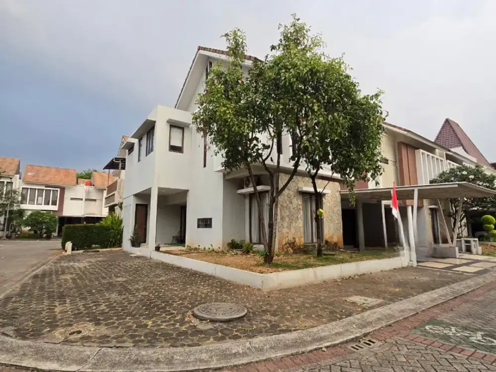 Rumah Fully Furnished Posisi Hook di Discovery Conserva Bintaro