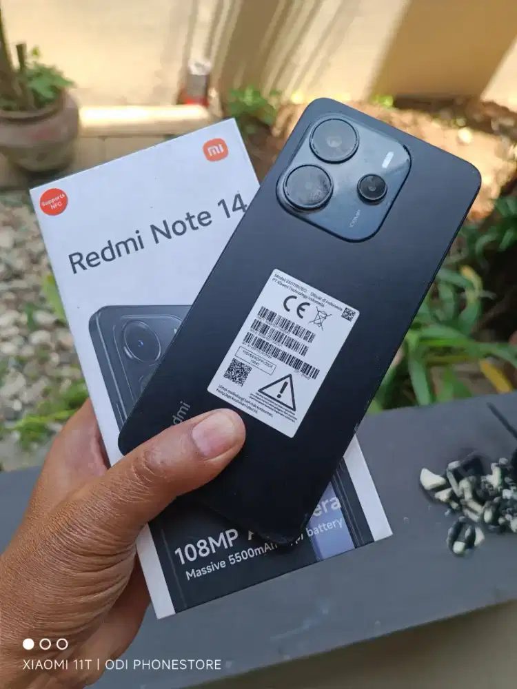 Redmi note 14 8/256 mulus seperti baru dan lengkap pemakaian 6 bulan