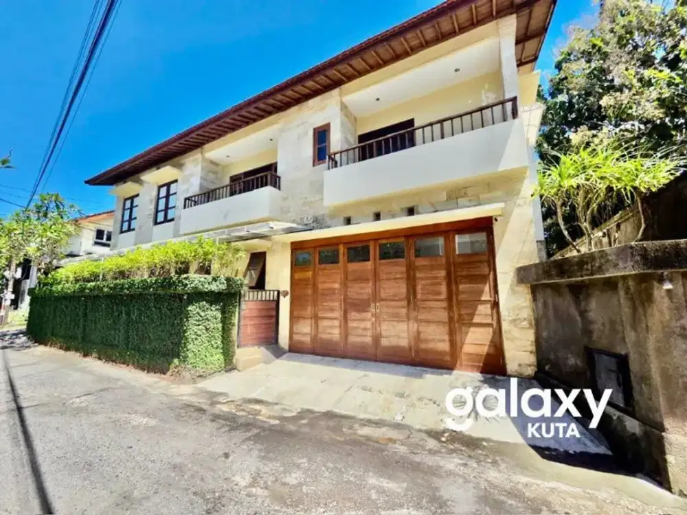BEAUTIFUL 4 BEDROOM HOUSE IN PURI GADING JIMBARAN BADUNG