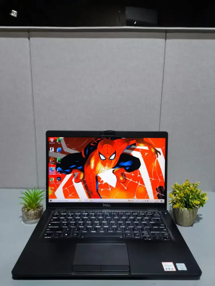 DELL 14 5400-V89 — i5 WHISKEYLAKE
SLIM BACKLIT • RAM 8GB / SSD 128GB