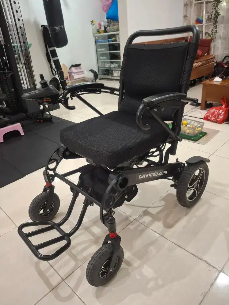 Dijual Kursi Roda Listrik CAREINDO PREMIUM