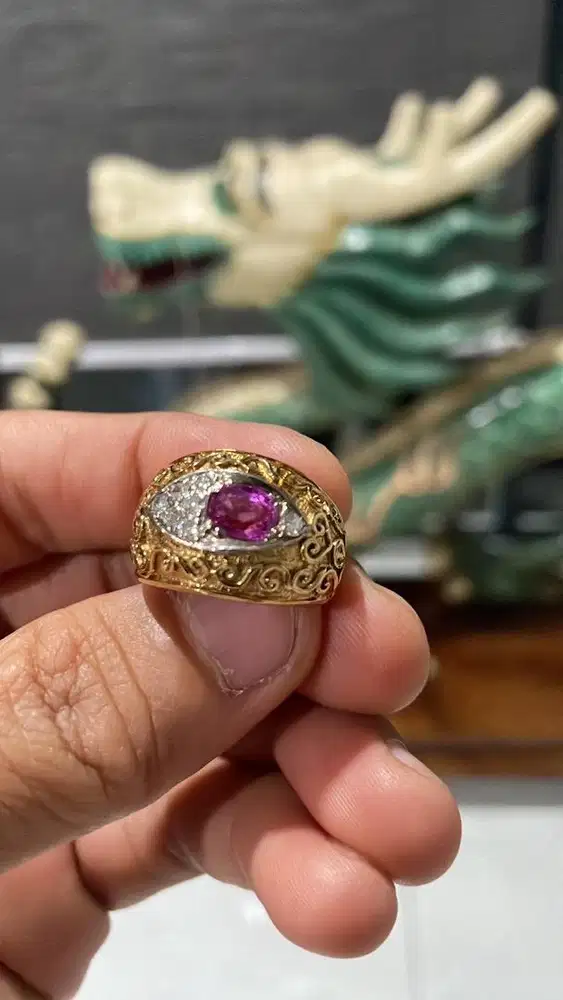 Cincin Emas Berlian Pink Safir