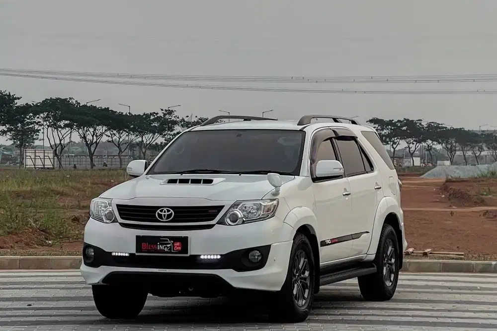 Toyota Fortuner 2.5 G TRD VNT Turbo Diesel Solar AT Matic 2014 Putih