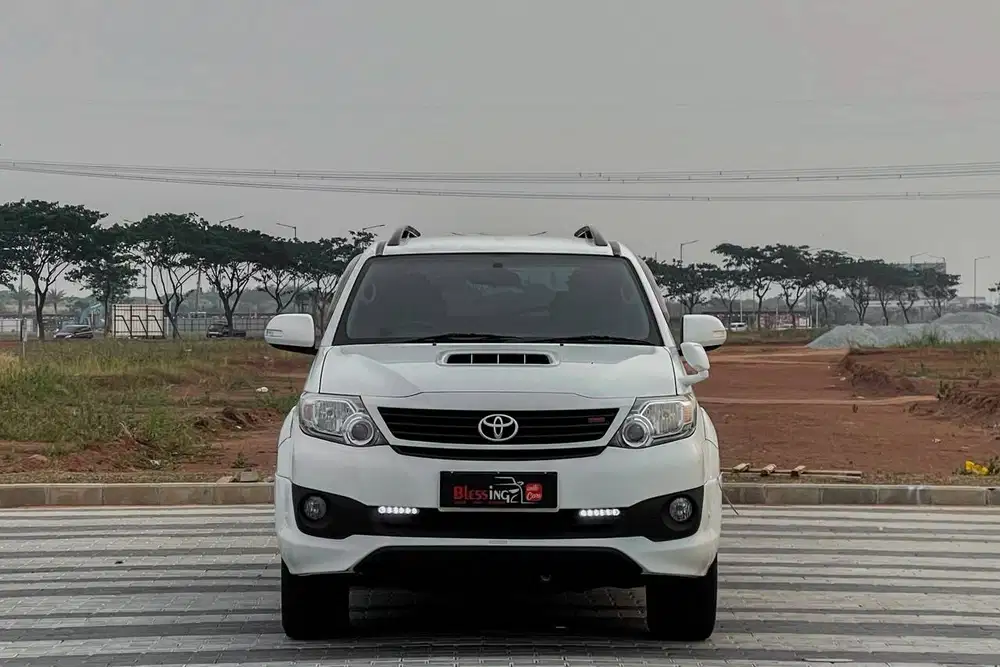 Toyota Fortuner 2.5 G TRD VNT Turbo Diesel Solar AT Matic 2014 Putih