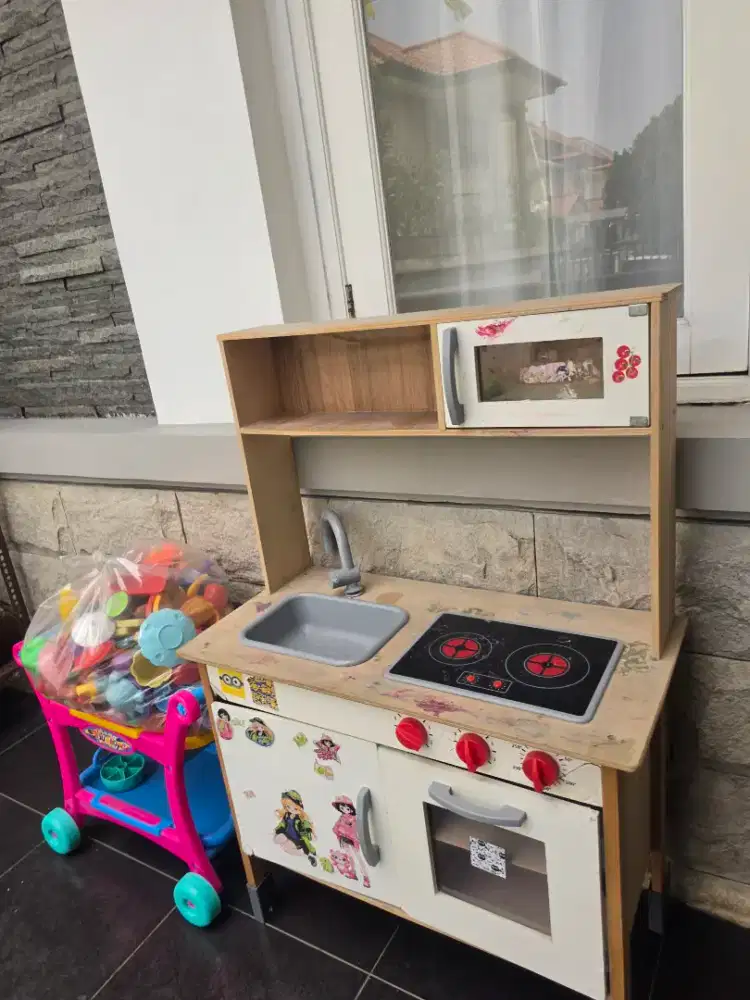 Jual mainan masak masakan, kitchen set dan bawaannya