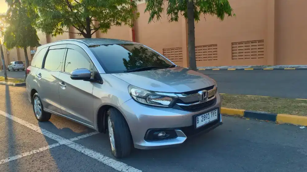 Mobilio E Matic 2018 top kondisi istimewa