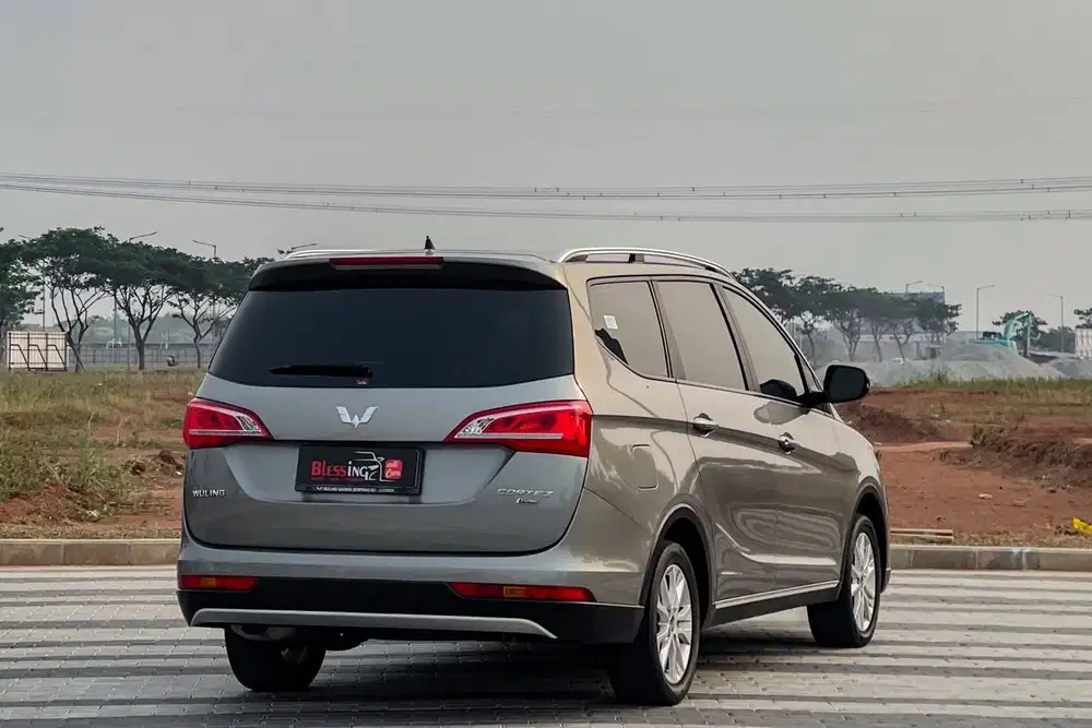 Wuling Cortez 1.5 t lux matic AT  2021  Abu Abu Metalik