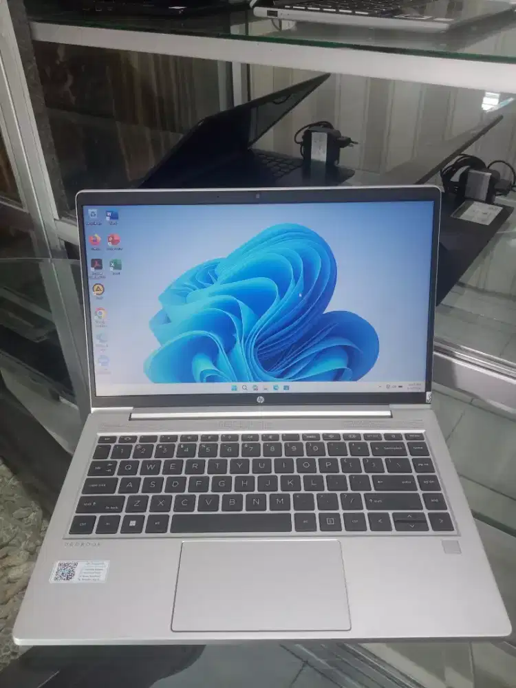 Laptop HP Probook 445 G8 Ryzen 5 5600U Ram 8 Ssd 256 Radeon Graphics