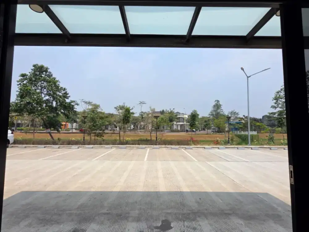 SHOWROOM / RUANG USAHA SPESIALIS – PITSTOP AUTOMALL PIK 2