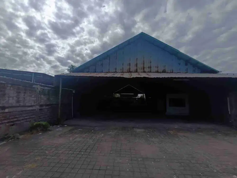 GUDANG STRATEGIS DI JL. SIDAKARYA – AREA LUAS & SIAP DIGUNAKAN